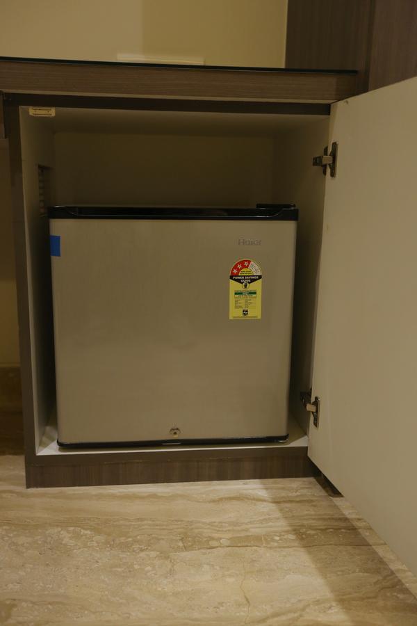 Lakeview Service Apartments コルカタ エクステリア 写真
